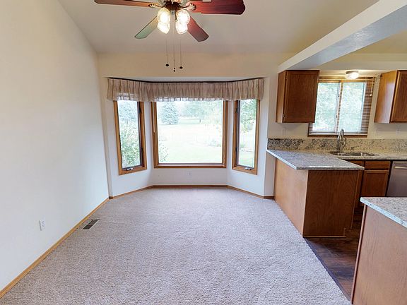 5th image of 2510 52nd Avenue Ct