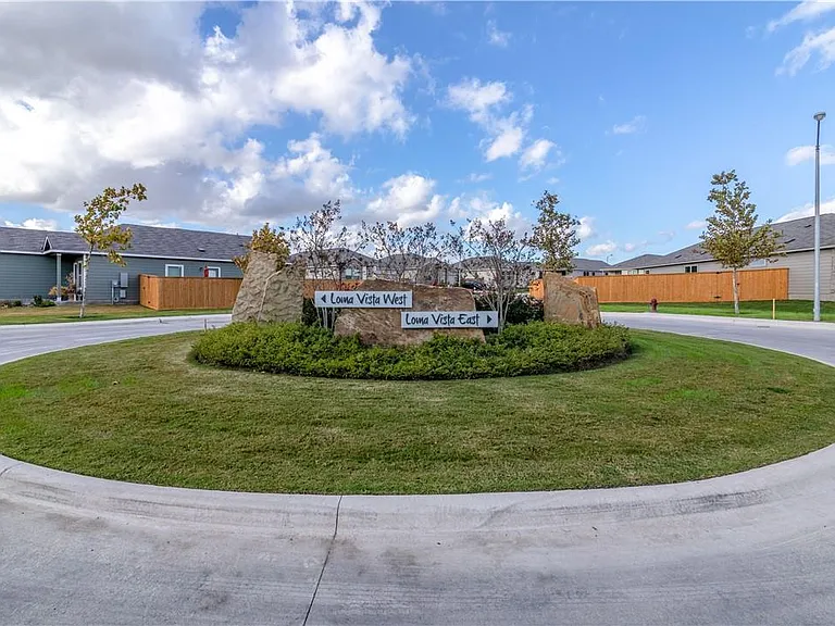 744 Xanadu Dr #53K — Photo 36