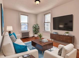 32-59 34th St #2R, Astoria, NY 11106
