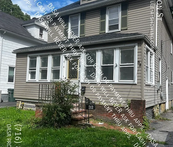 32 Stanton St — Photo 1