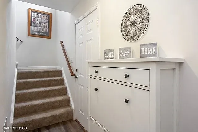 1249 Orleans Dr — Photo 7