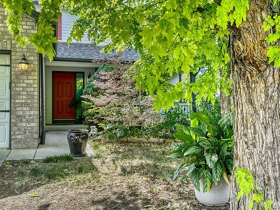 3rd image of 1376 Flannagan Court