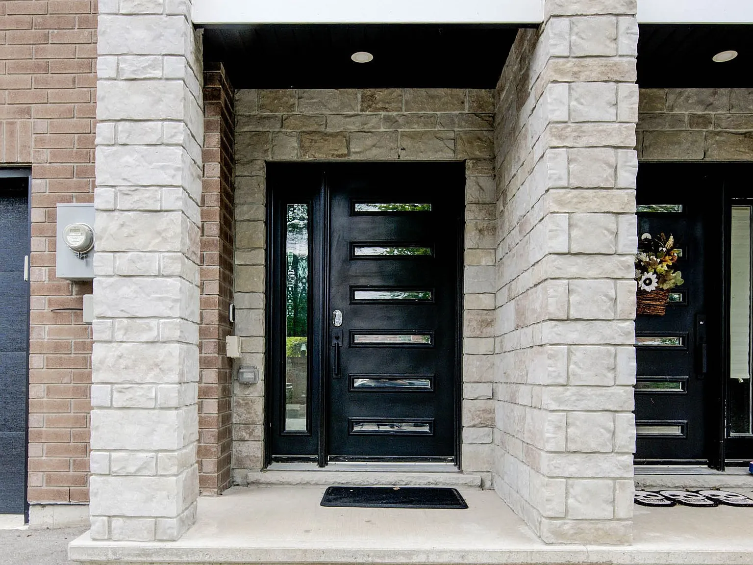 3 bed, $2,950 — Photo 3