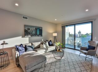 900 Wilcox Ave PENTHOUSE 401, Los Angeles, CA 90038