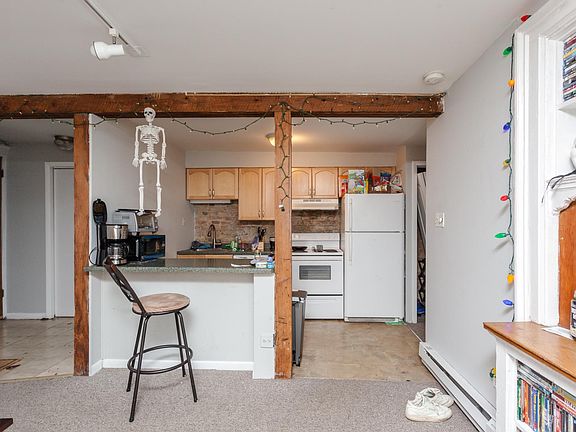 5th image of 2112 N Bissell St Unit G