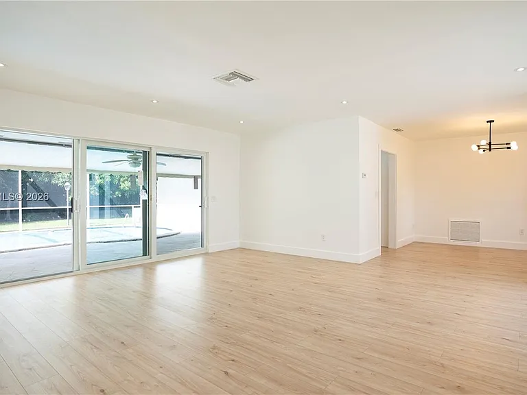 15340 SW 85th Ave — Photo 14