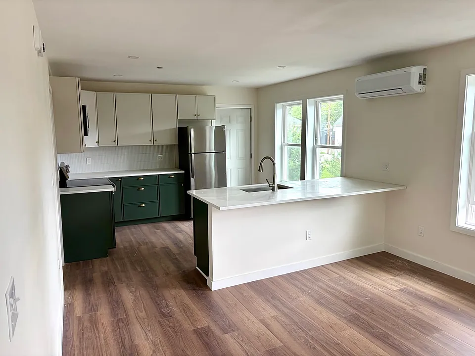 23 Pembroke St #3