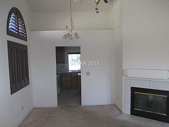 2nd image of 5504 Gulf Springs Ct