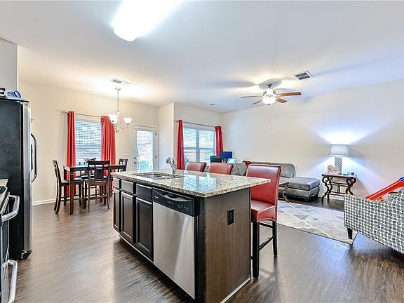 4th image of 3261 Garden Glade Ln