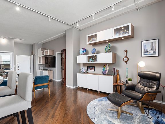 4th image of 600 S Dearborn St APT 1312
