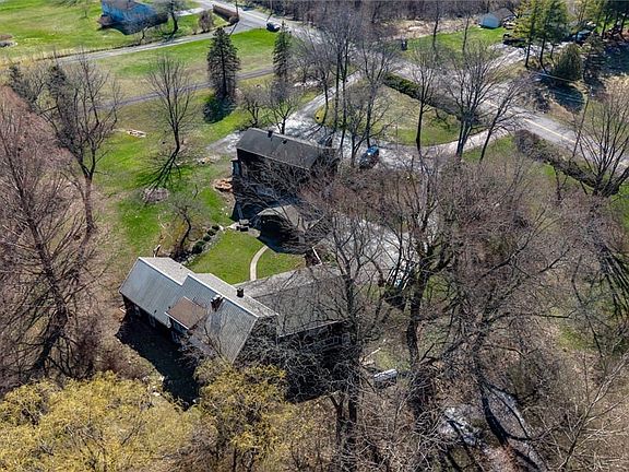 5th image of 1559 Paddy Ln