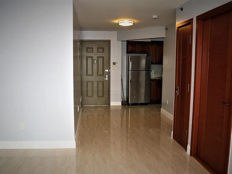 13215 41st Ave #4C — Photo 7