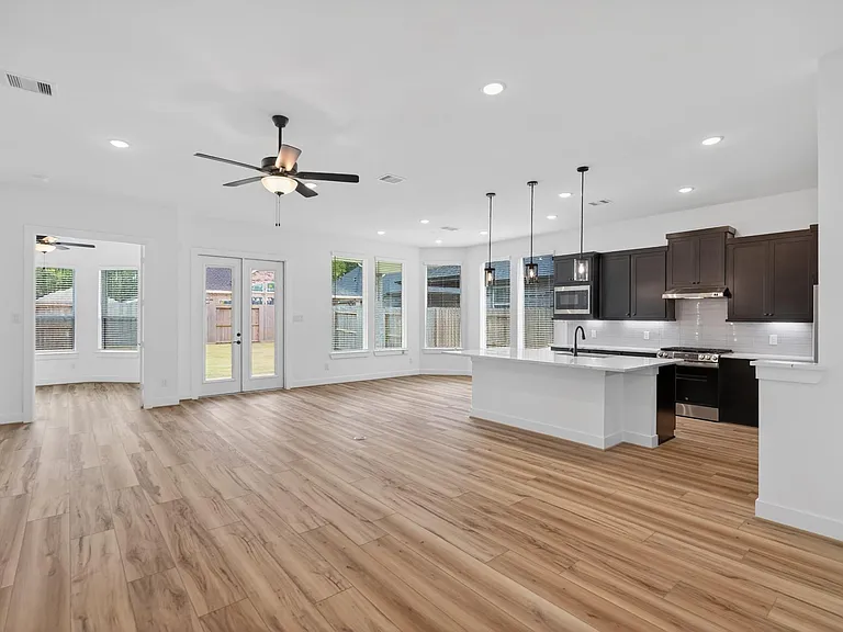 9738 Roaring River Falls Ln — Photo 6