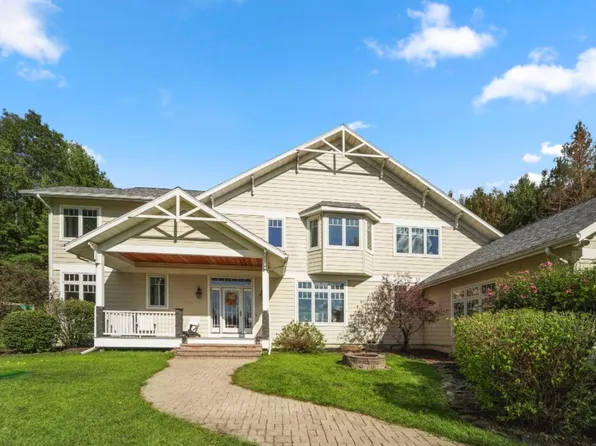 254 Hardy Rd, Johnson City, NY 13790