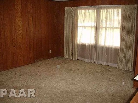 5th image of 2925 W Gilbert Ave