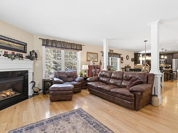 5th image of 13 Dow Road