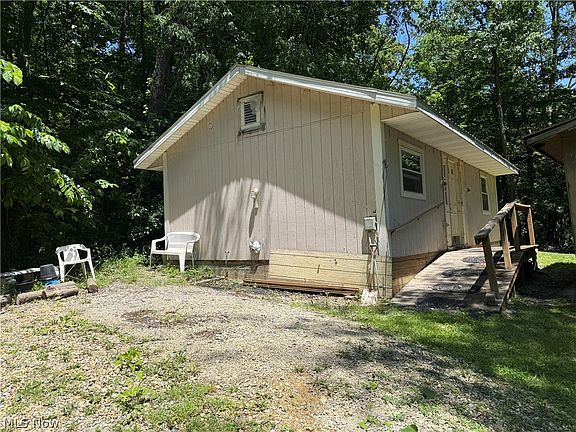 3rd image of 63327 Pisgah Rd