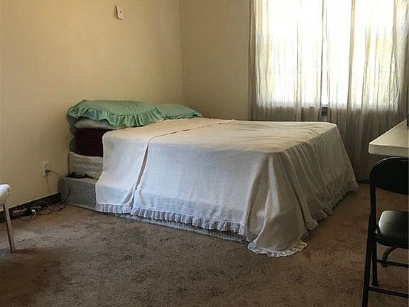 4th image of 1418 Green St
