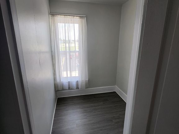 5th image of 502 Blackhawk Blvd