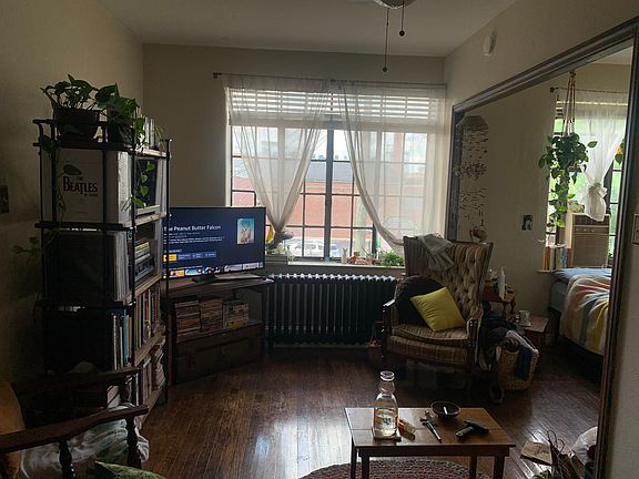 5th image of 6221 N College Ave #26