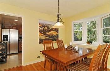 4th image of 10738 Alton Ave NE