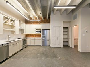 15 E Piccadilly St #301, Winchester, VA 22601