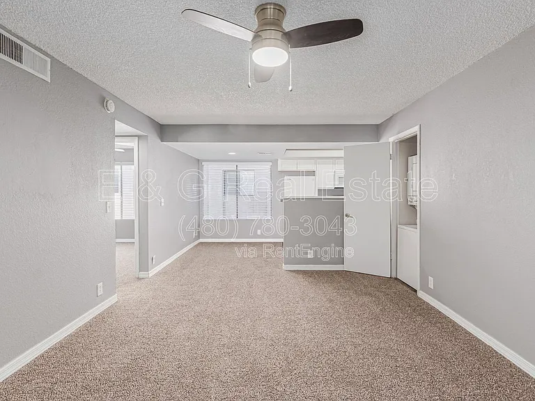 1077 W 1st St #203 — Photo 3