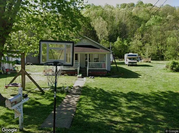 144 Limeberger Creek Rd, Poca, WV 25159