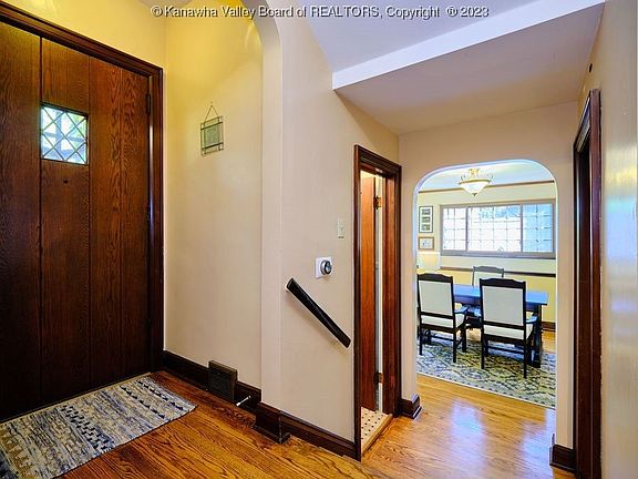 3rd image of 48 Abney Cir N