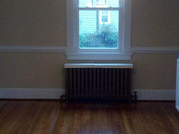 4th image of 1303 Claremont Ave
