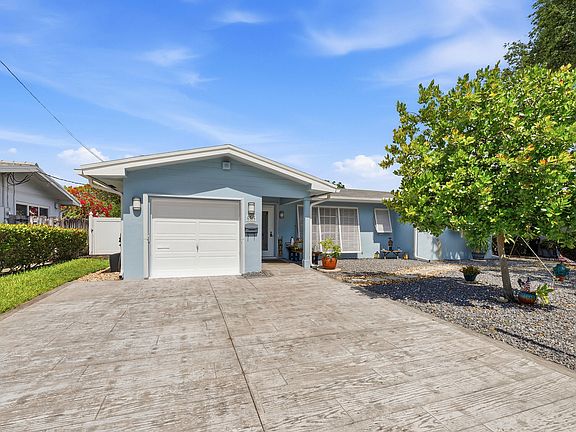 2nd image of 6315 NE 22nd Avenue