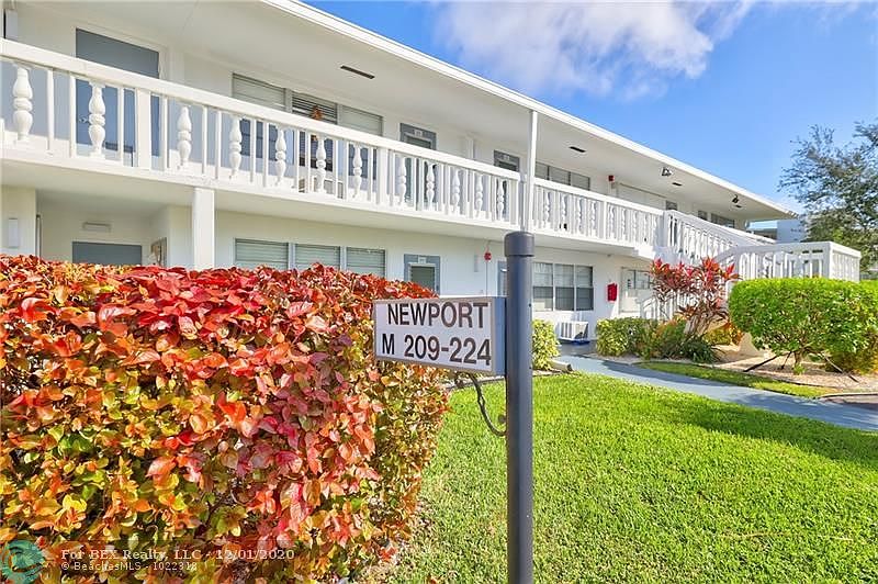 Home For Sale In Century Village