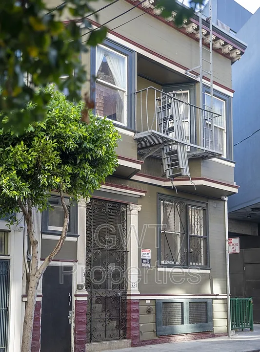 319 Ivy St #413