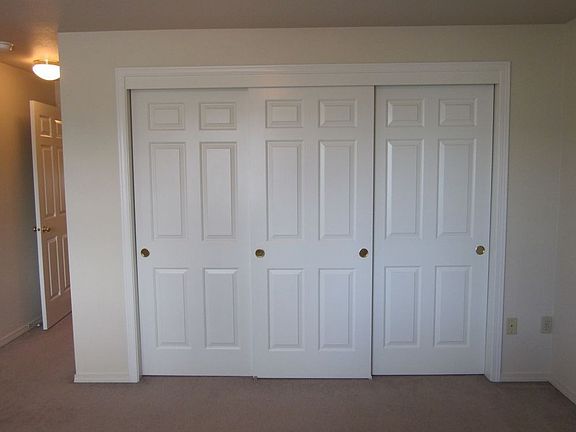 Master Bedroom Closet