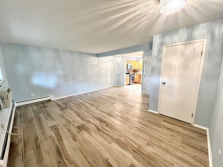 5700 W 28th Ave #4 — Photo 3