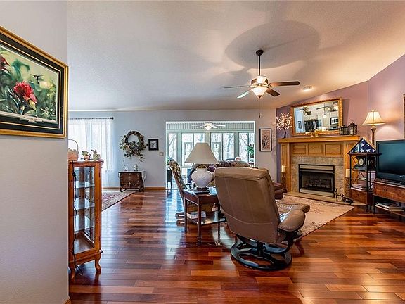 2nd image of 12 Bewcastle Ln