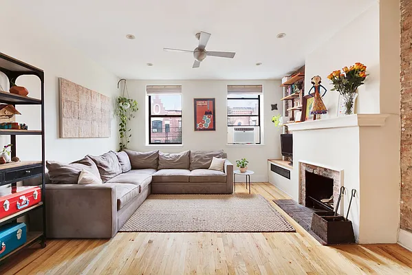 Sold by Compass | media 26