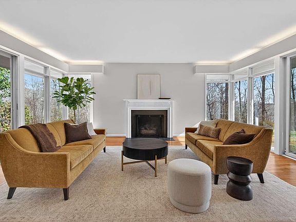 3rd image of 32 Mount Bolus Rd