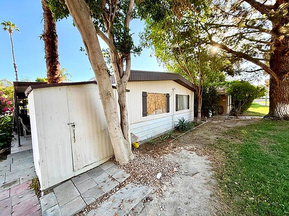 4th image of 169 Tanforan St