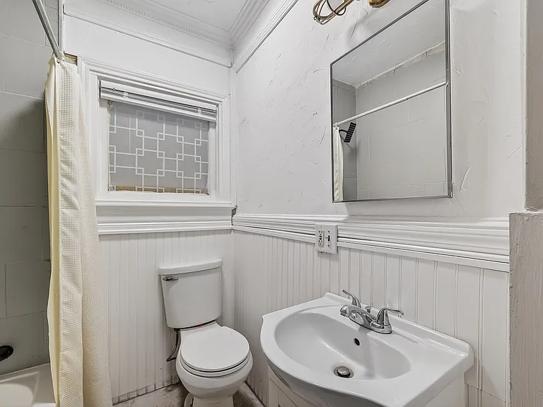 5618 Belmark St — Photo 24