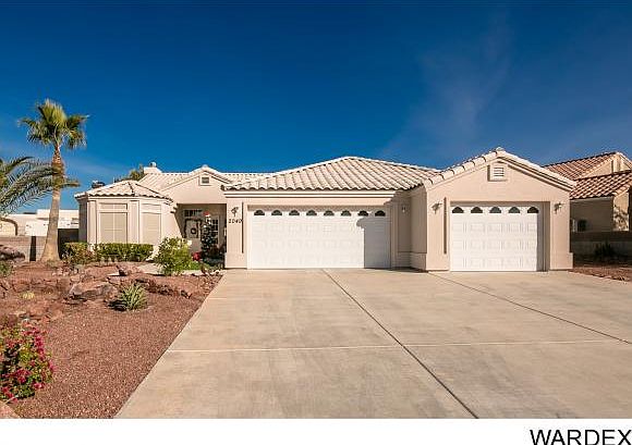 1st image of 2049 E Desert Greens Dr