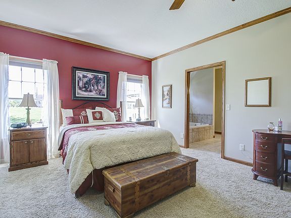 5th image of 7938 Herons Glen Ct