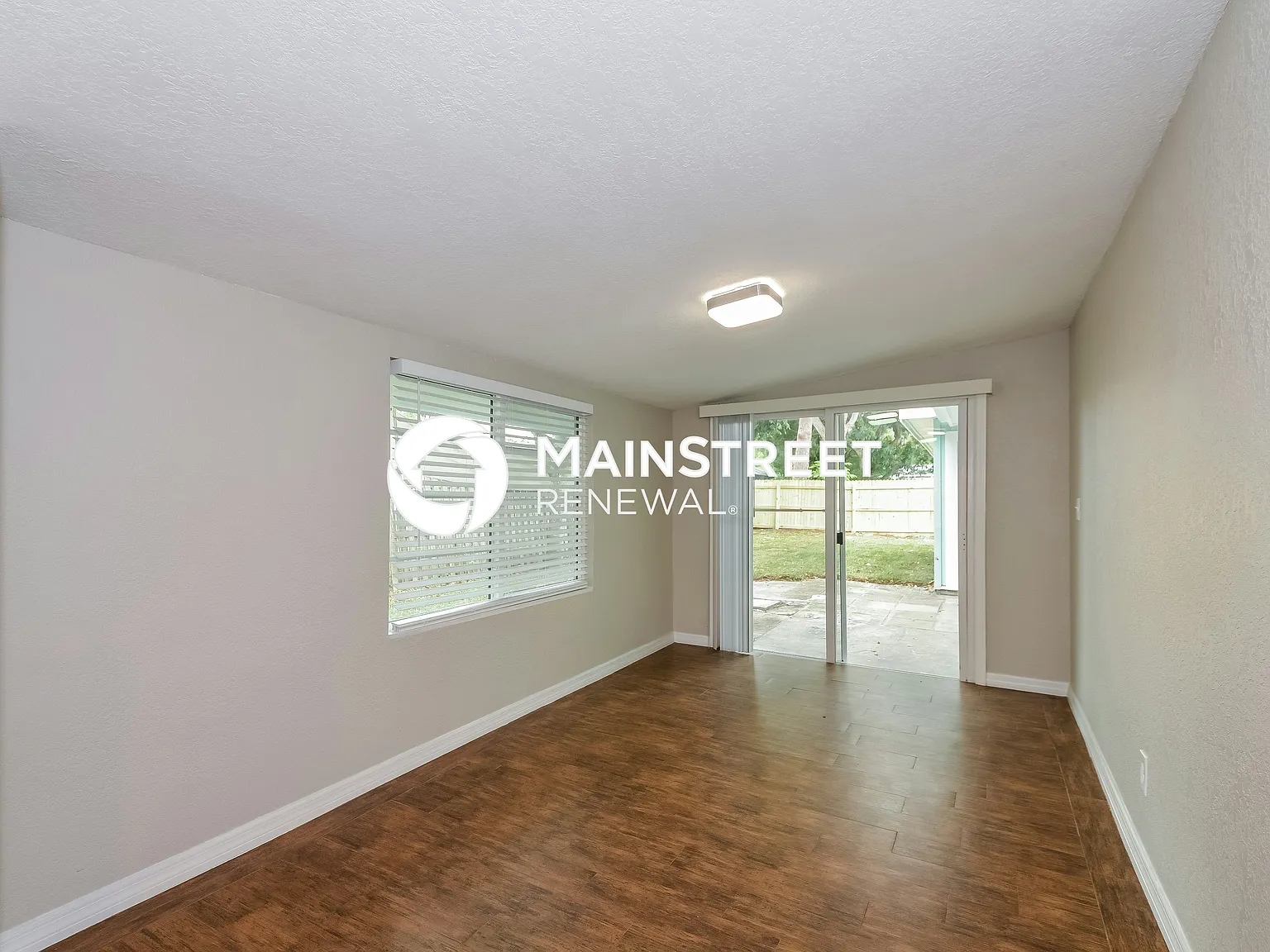 111 42nd St W — Photo 4