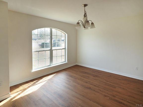 5th image of 3113 Lost Creek Dr