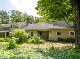 411 Guardlock Dr, Lock Haven, PA 17745