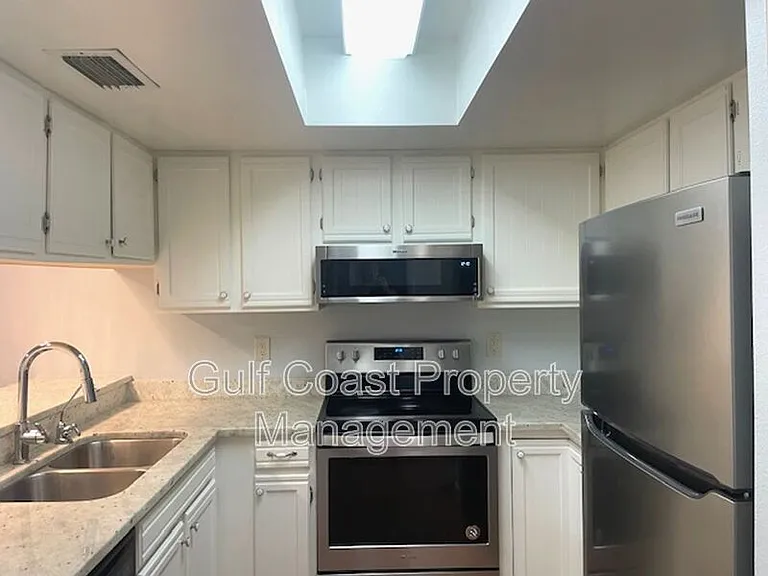 4574 Ringwood Mdw — Photo 6