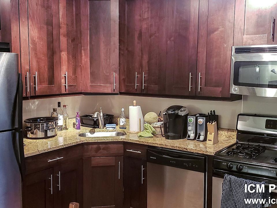 1st image of 3818 N Sheffield Ave #3E