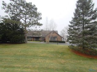 10617 Cardiff Rd, Perrysburg, OH 43551