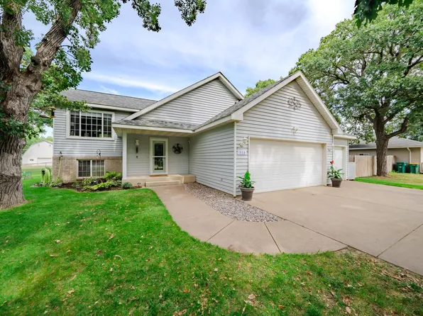 710 2nd St SE, Royalton, MN 56373