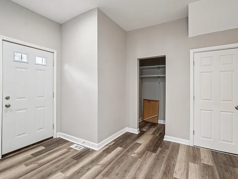 3820 Wabash St — Photo 18